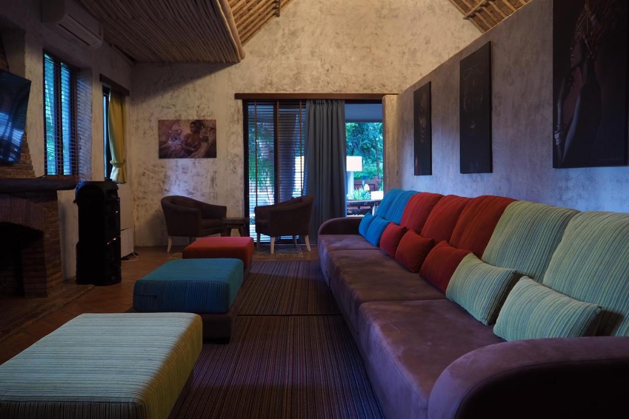 Baanpong Lodge San Kamphaeng Dış mekan fotoğraf