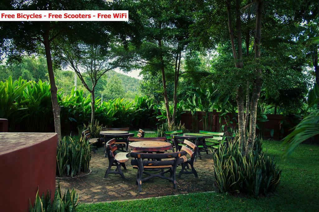 Baanpong Lodge San Kamphaeng Dış mekan fotoğraf
