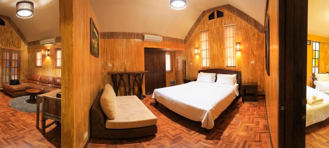 Baanpong Lodge San Kamphaeng Dış mekan fotoğraf